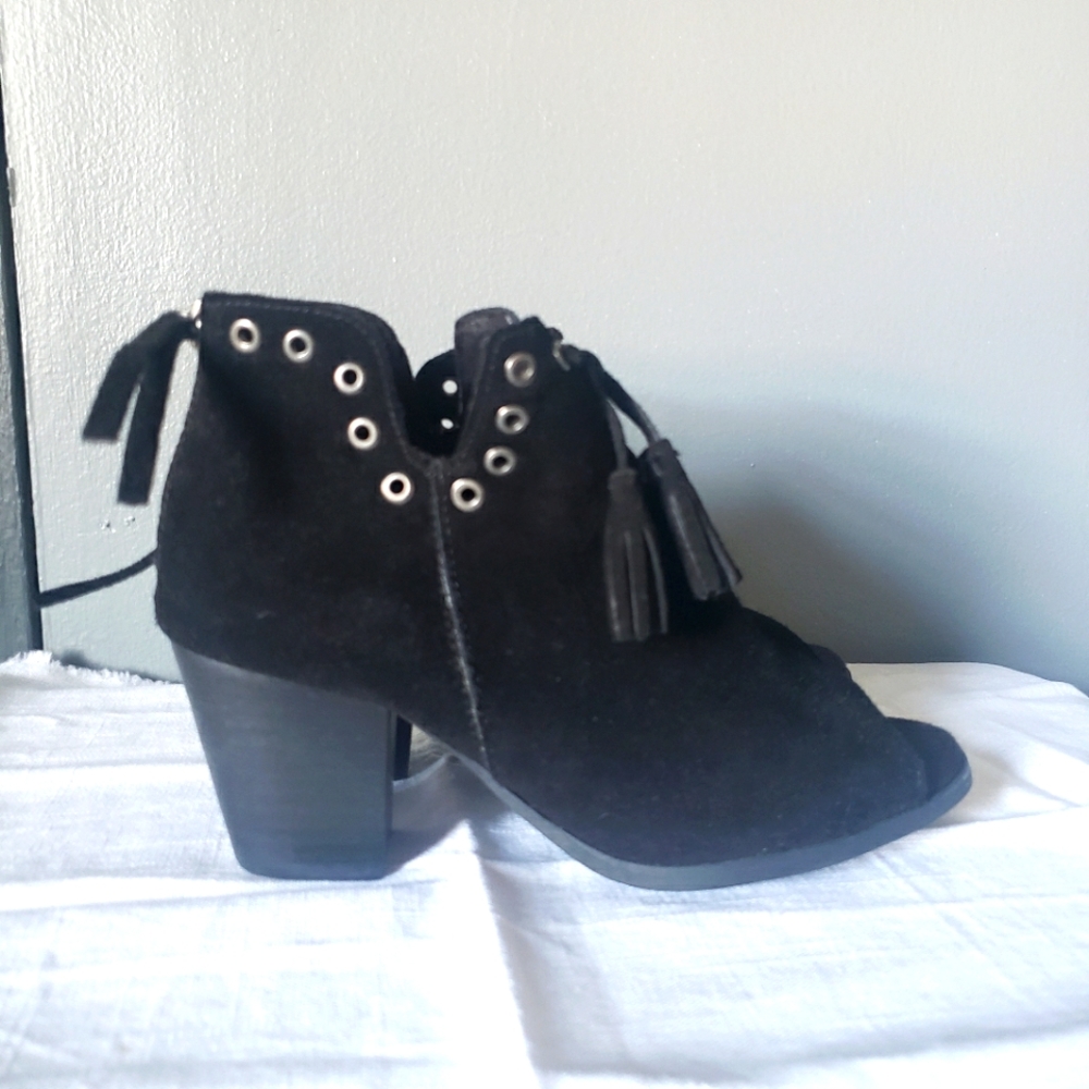 Black boots